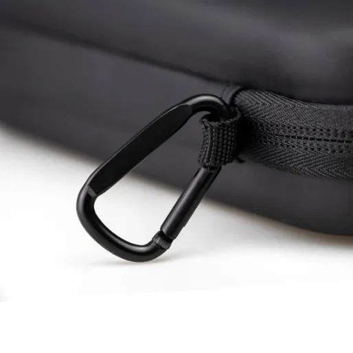 Bull's NL Pouzdro na šipky Morph - Black